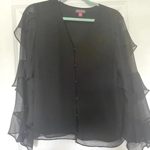 NWOT - Vince Camuto black blouse w ruffles - size m - Picture 1 of 2